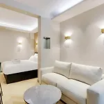 Pick A Flat\'S Apartment In Parc Monceau - Boulevard De Courcelles