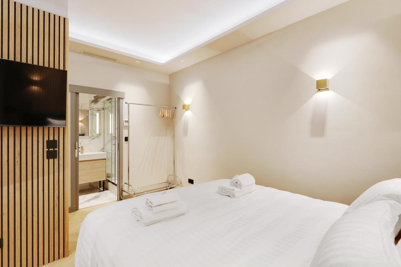 Pick A Flat's In Parc Monceau - Boulevard De Courcelles *
